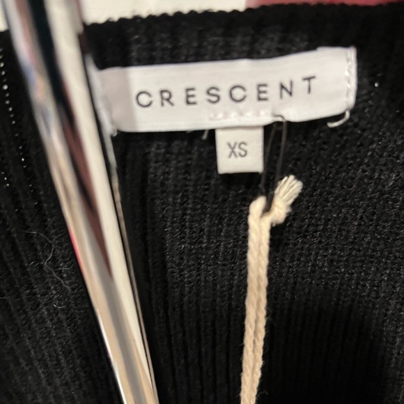 Crescent Black Ribbed Knit Top - Picture 3 of 5